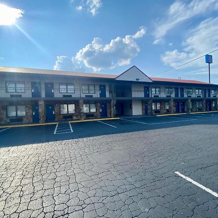 Motel 6 Manchester Tn Eksteriør bilde
