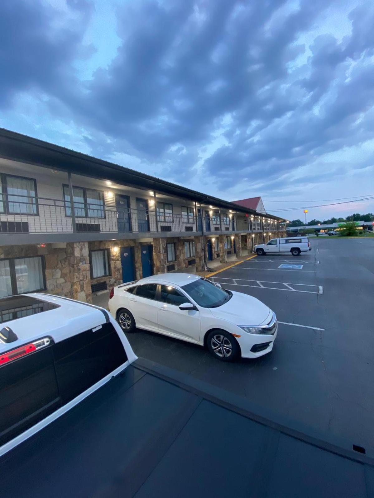 Motel 6 Manchester Tn Eksteriør bilde