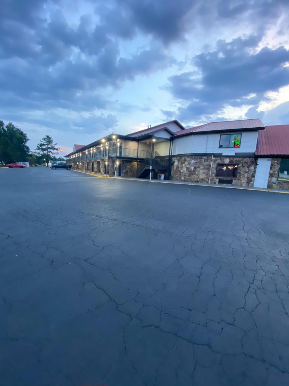 Motel 6 Manchester Tn Eksteriør bilde