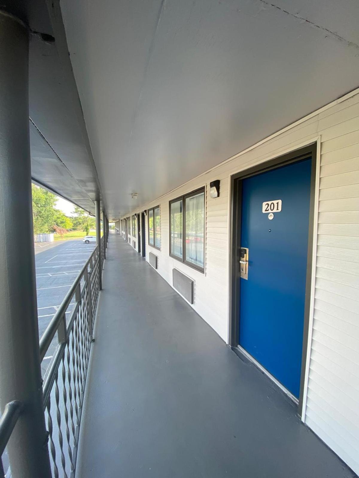Motel 6 Manchester Tn Eksteriør bilde